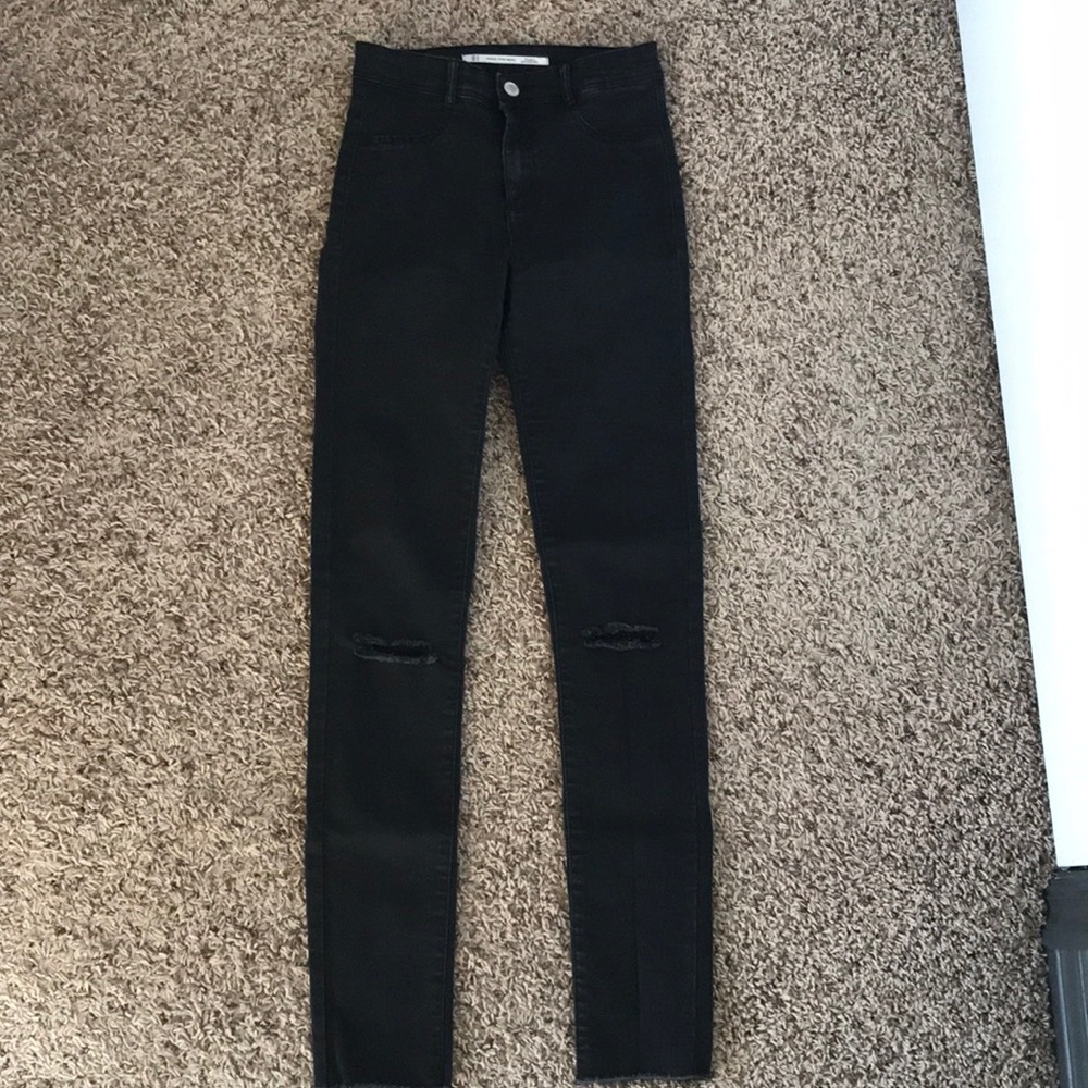 Zara distressed black jeggins